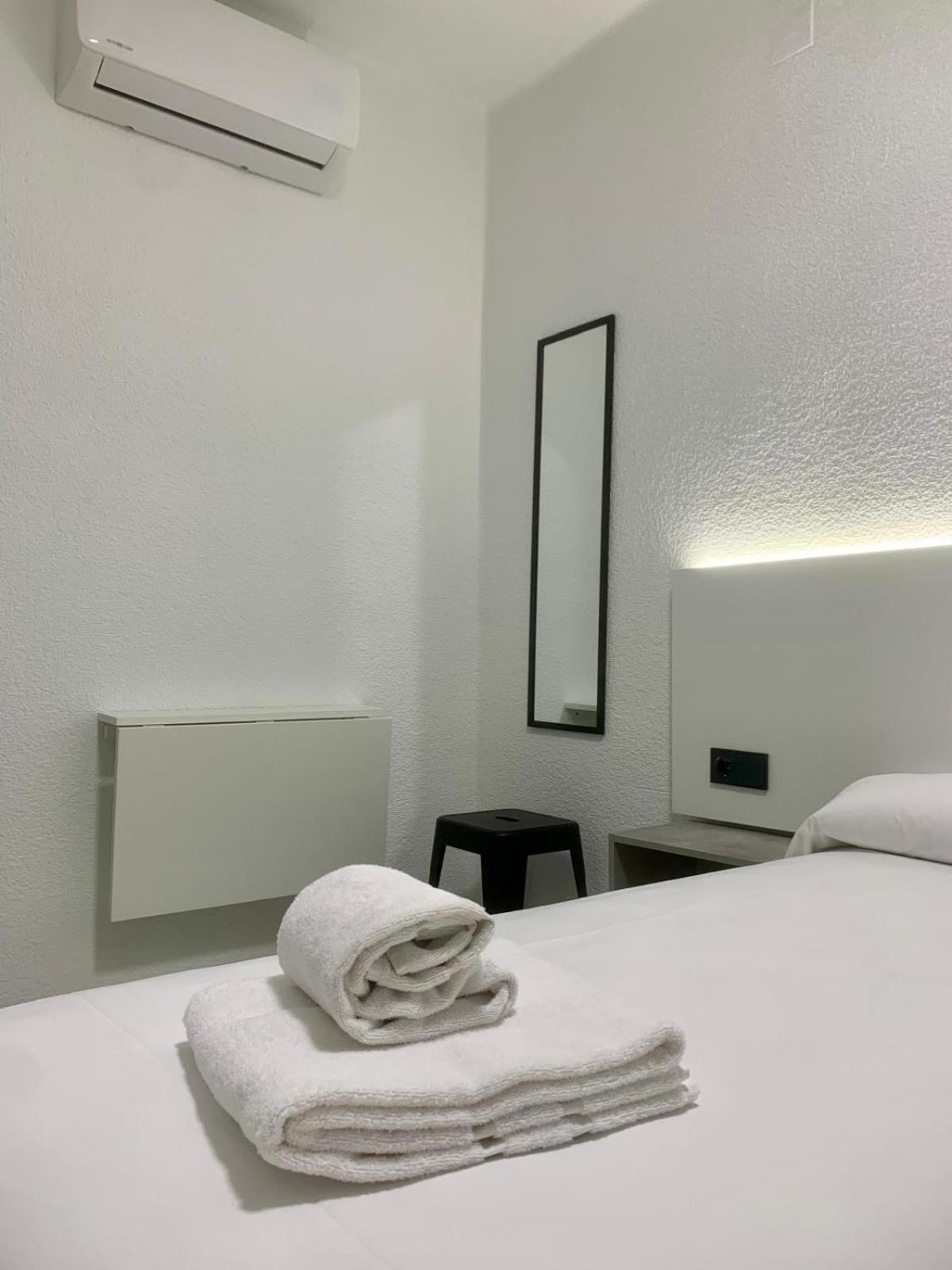 Hotel Dl Urban Καστεγιόν δε λα Πλάνα Εξωτερικό φωτογραφία