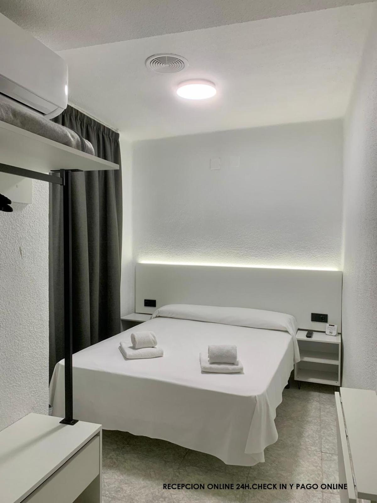 Hotel Dl Urban Καστεγιόν δε λα Πλάνα Εξωτερικό φωτογραφία
