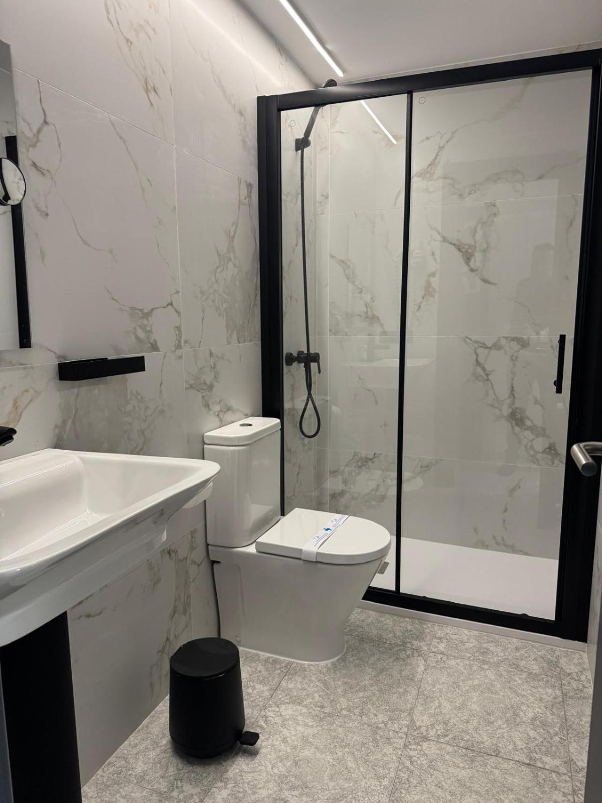 Hotel Dl Urban Καστεγιόν δε λα Πλάνα Εξωτερικό φωτογραφία